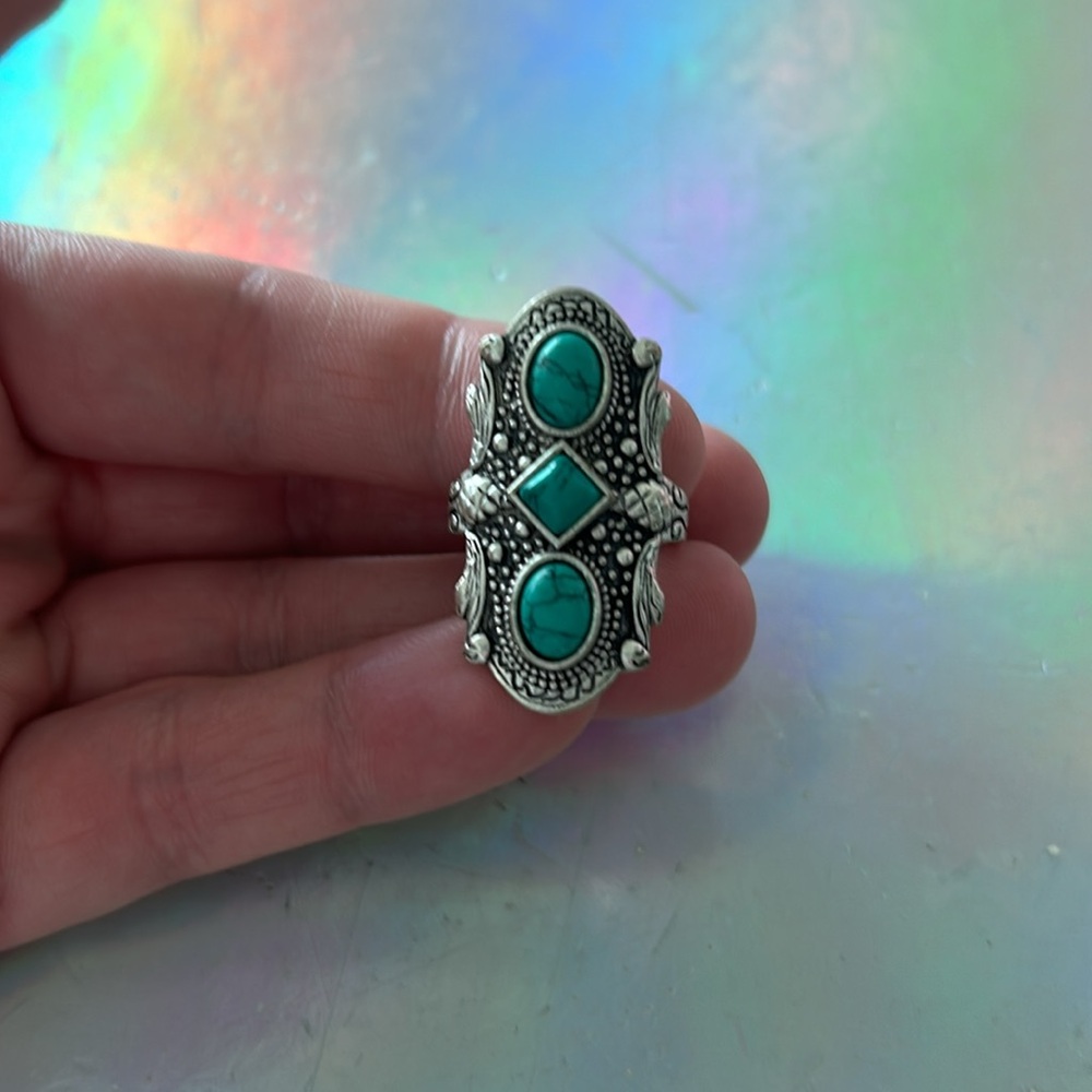 💍 Beautiful Turquoise Crystal Gemstone Ring 💍 - Picture 4 of 7